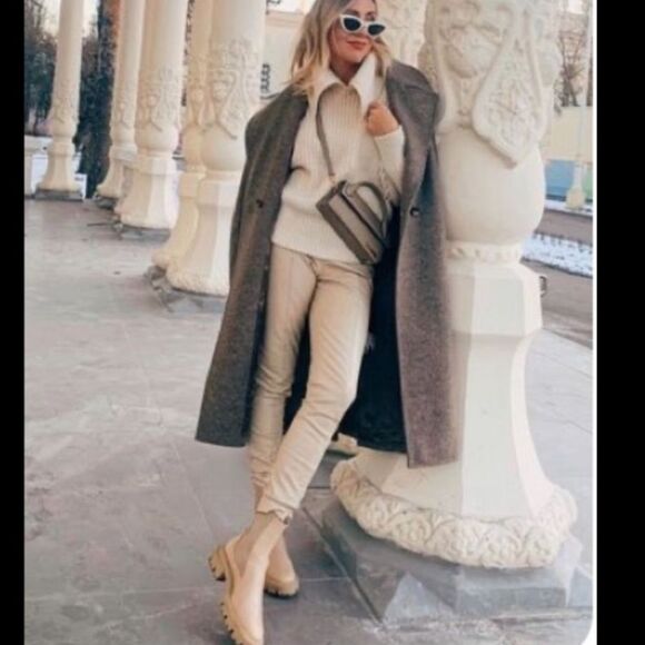 Zara Cream Leather Chunky Lug Sole Platform High Ankle Chelsea Boot Sz 6.5 (37) - Picture 7 of 7